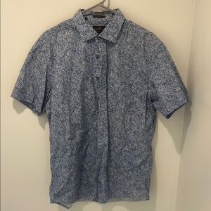 Men's Blue Floral Button-Up Shirt